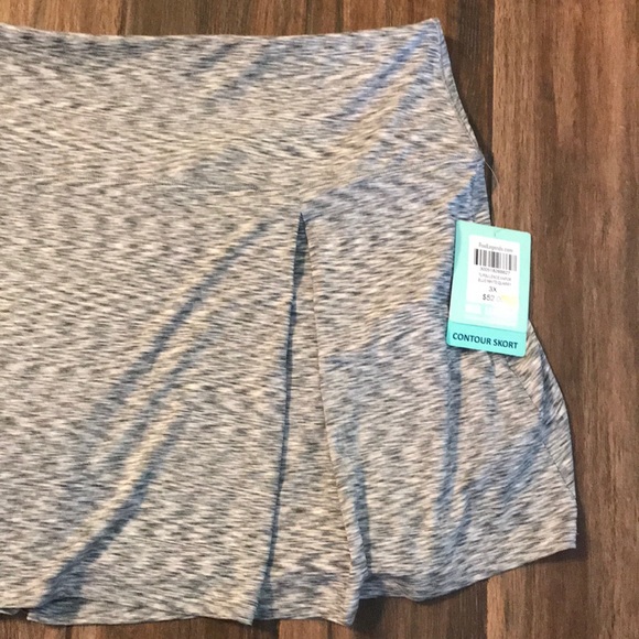 🎣 NWT Reel Legends brand women’s contour skort - Picture 2 of 7